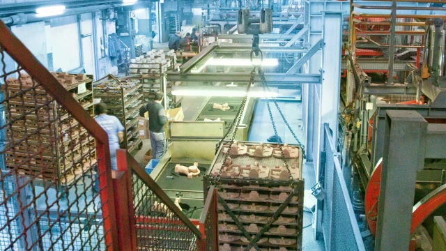 模具系统中的液压解决方案