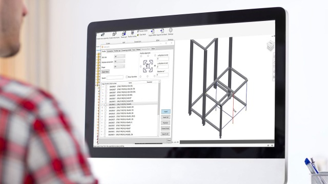 工程师在博世力士乐 FRAMEpro 插件的帮助下使用 CAD 构建壳体。