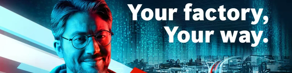 一名男性，背景为工厂车间。文字：您的工厂。您决定生产方式。YOU DECIDE. 